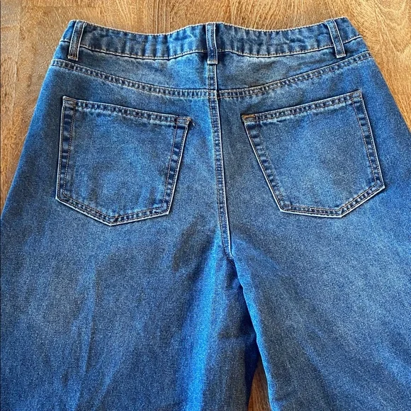 Wide Cuff, High Rise Jeans - Picture 11 of 12